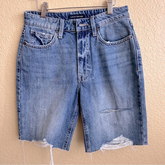 Lucky Brand Loose Distressed Denim Shorts - Picture 2 of 10